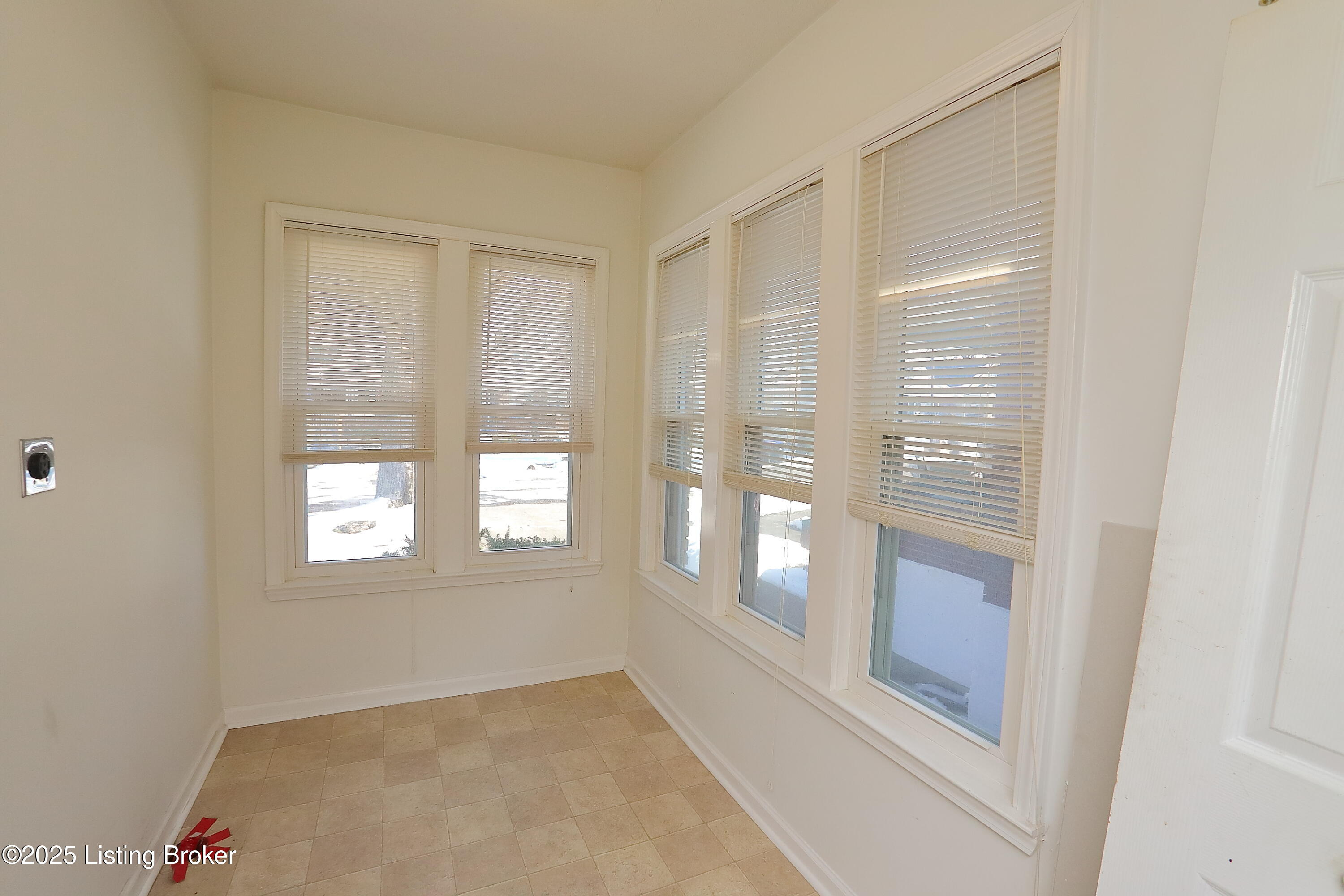 2502 Concord Dr, Louisville, Kentucky image 24