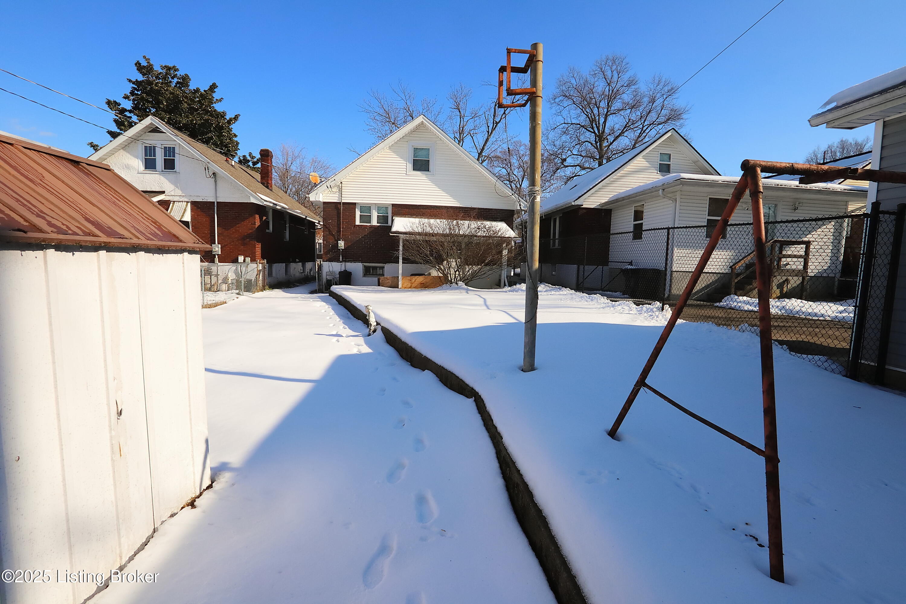 2502 Concord Dr, Louisville, Kentucky image 39