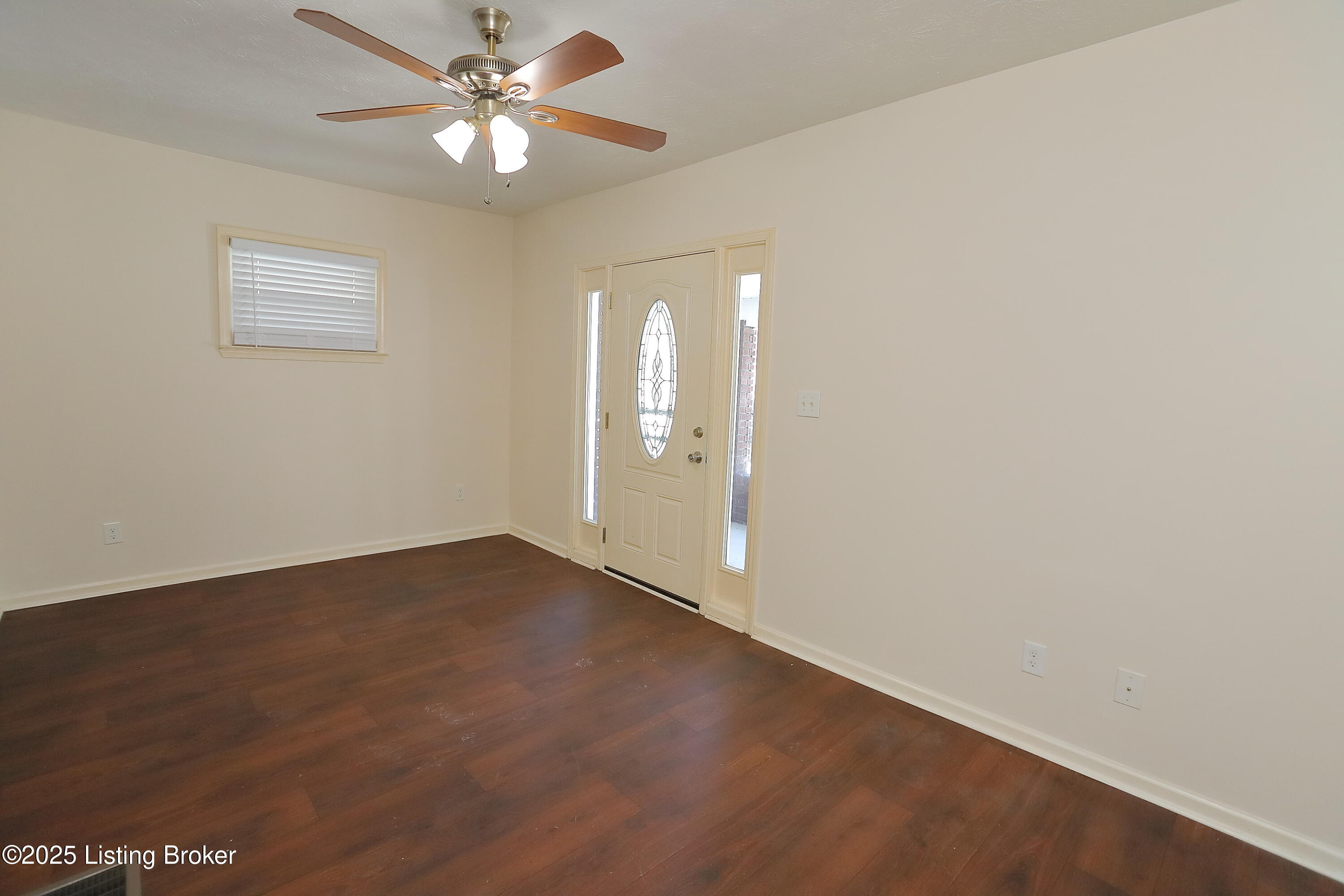 2502 Concord Dr, Louisville, Kentucky image 8