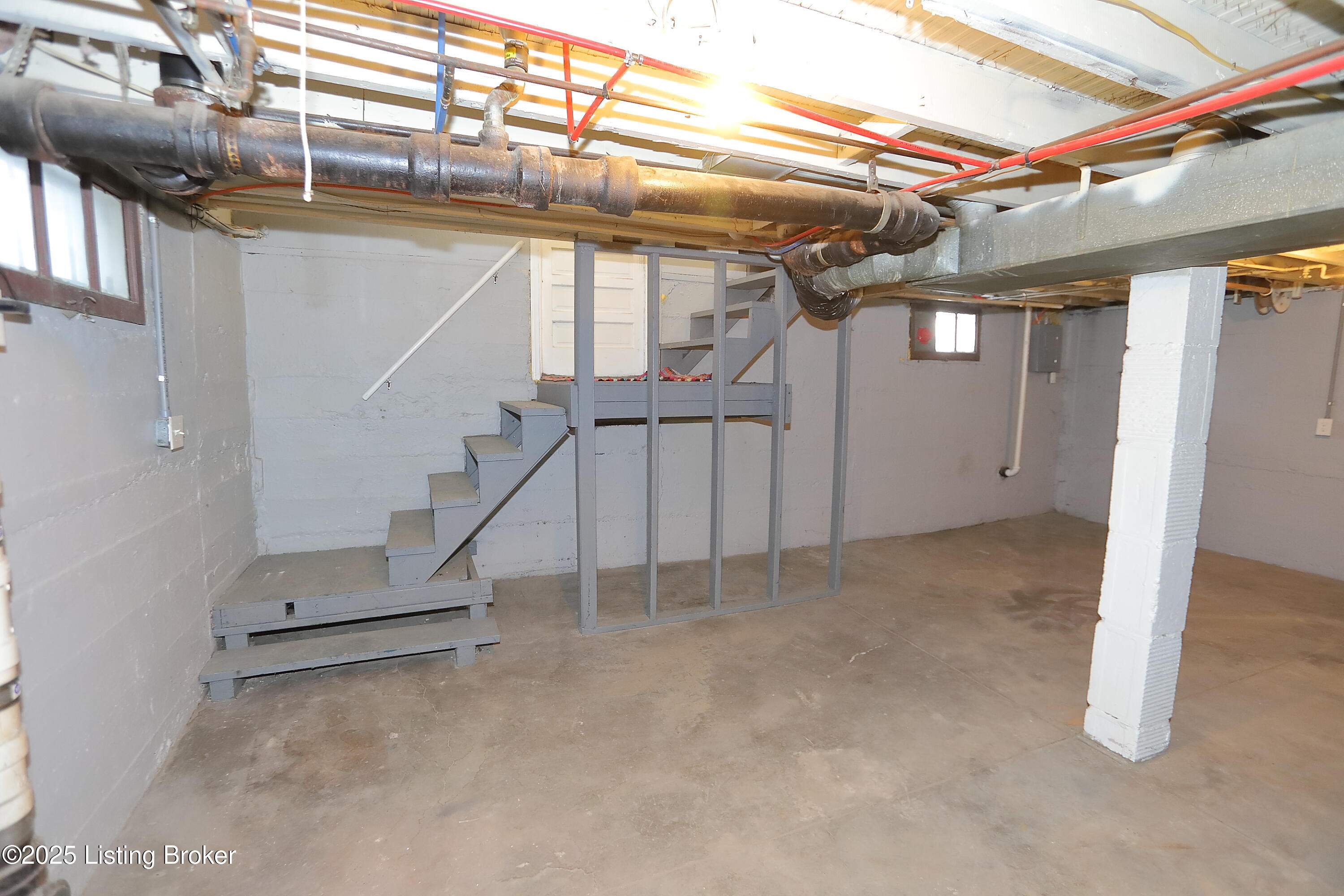 2502 Concord Dr, Louisville, Kentucky image 33