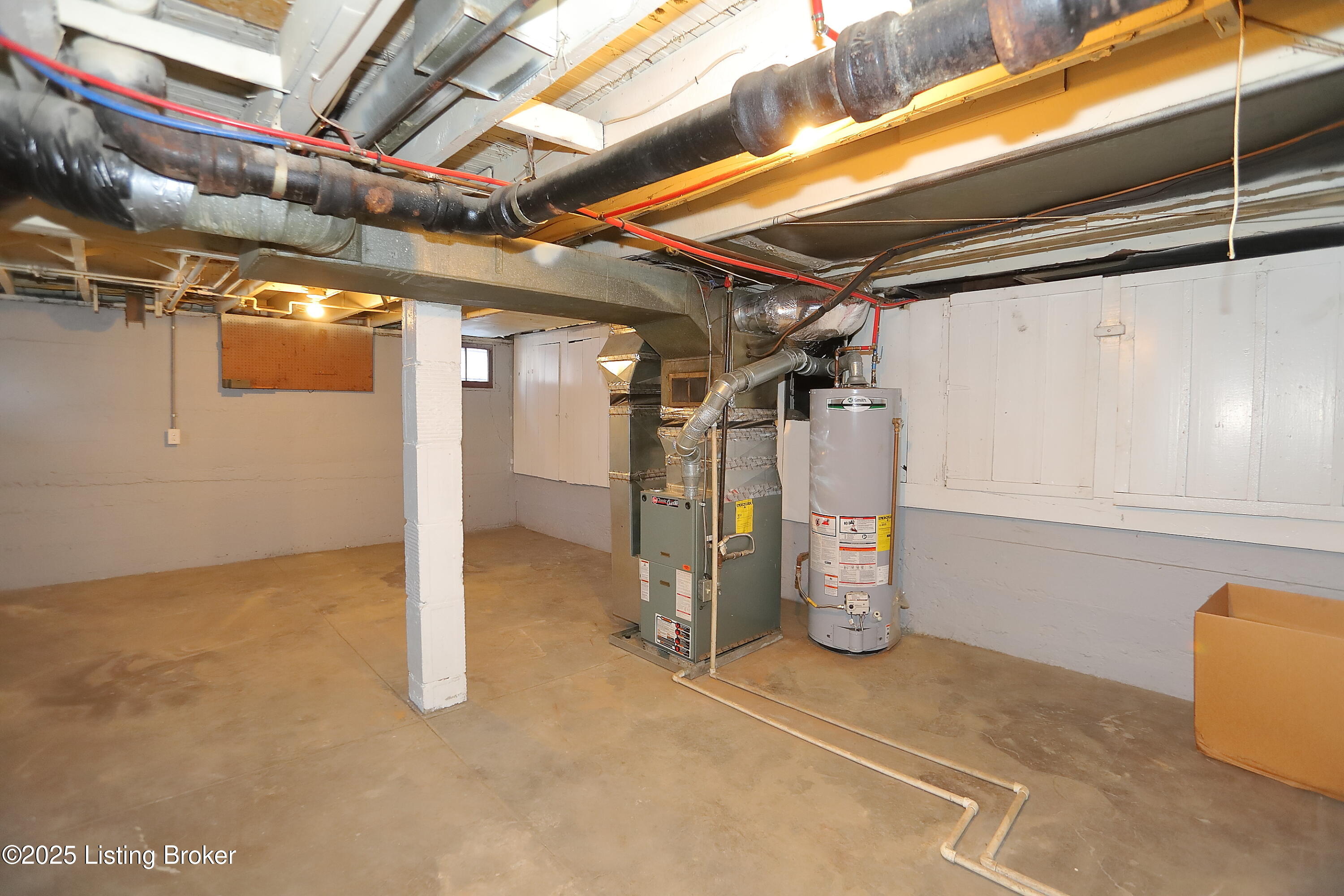 2502 Concord Dr, Louisville, Kentucky image 34