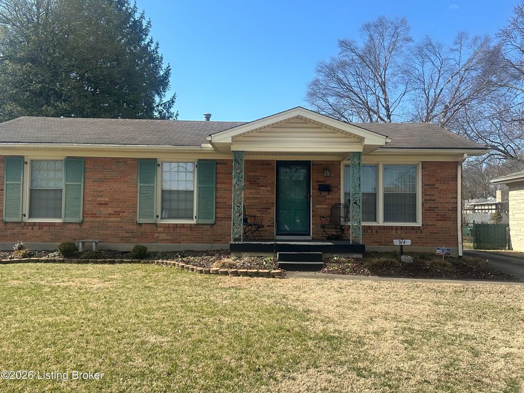 Photo of 114 Lenoak Dr, Louisville, KY 40214 (MLS # 1709393)