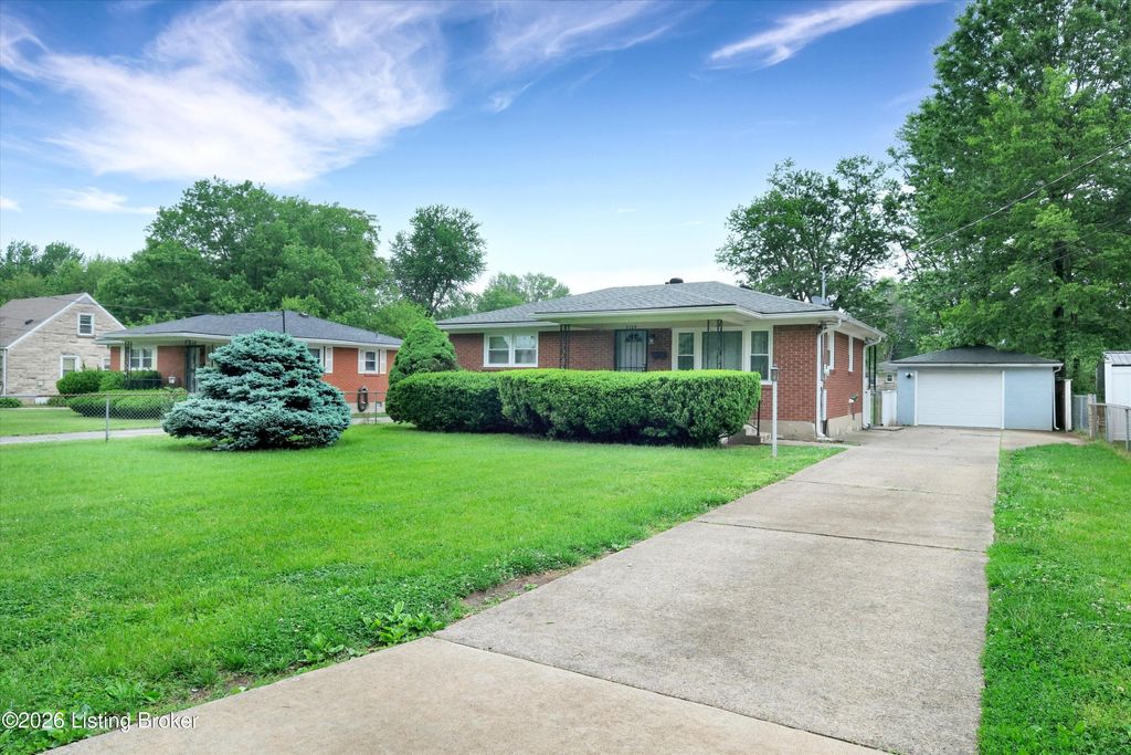 Photo of 3129 Wilkie Rd, Louisville, KY 40216 (MLS # 1716110)