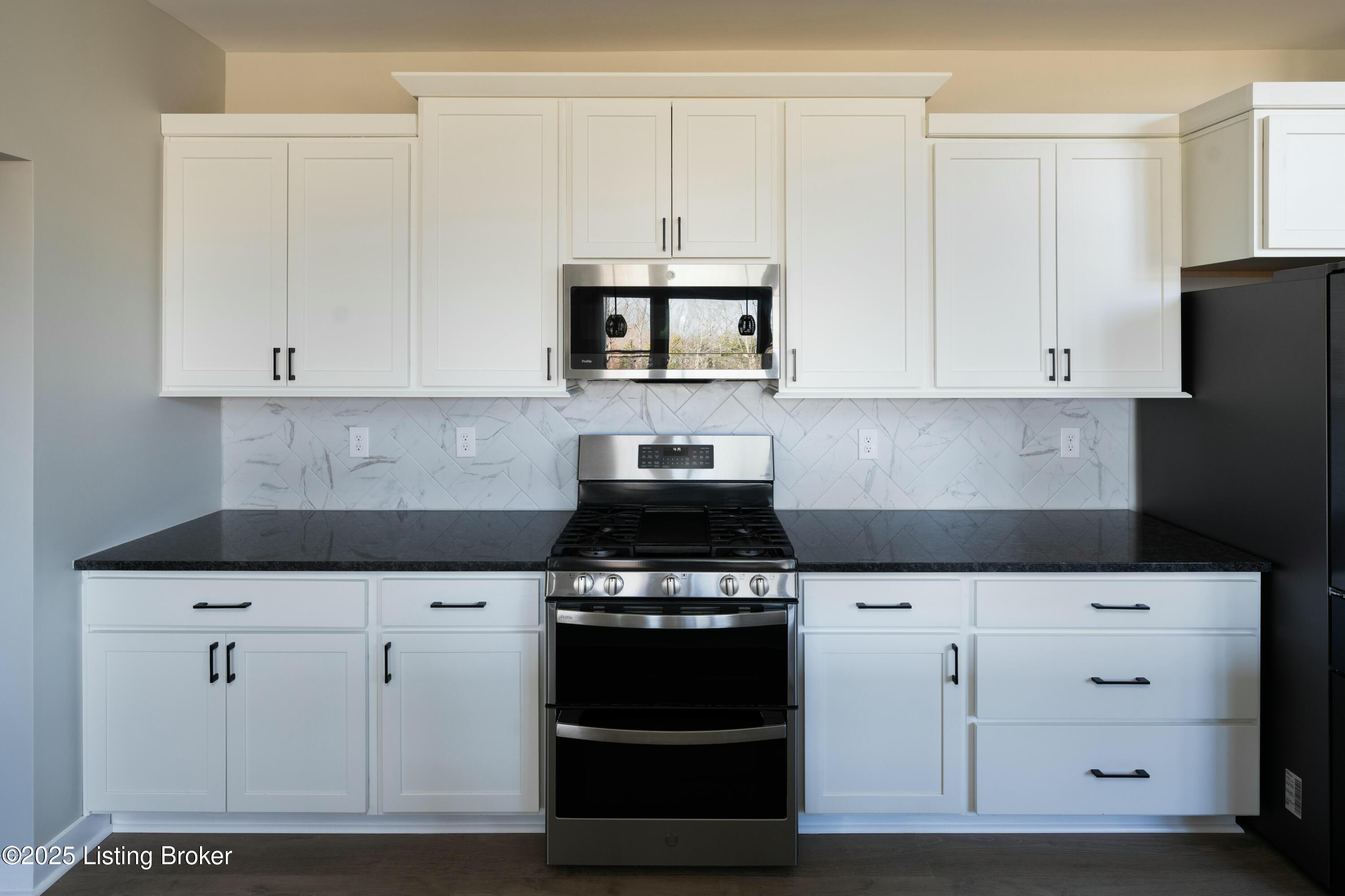 3409 Grassland Ct, La Grange, Kentucky image 15