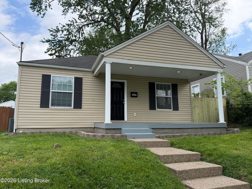 Photo of 4327 S 1st St, Louisville, KY 40214 (MLS # 1714825)