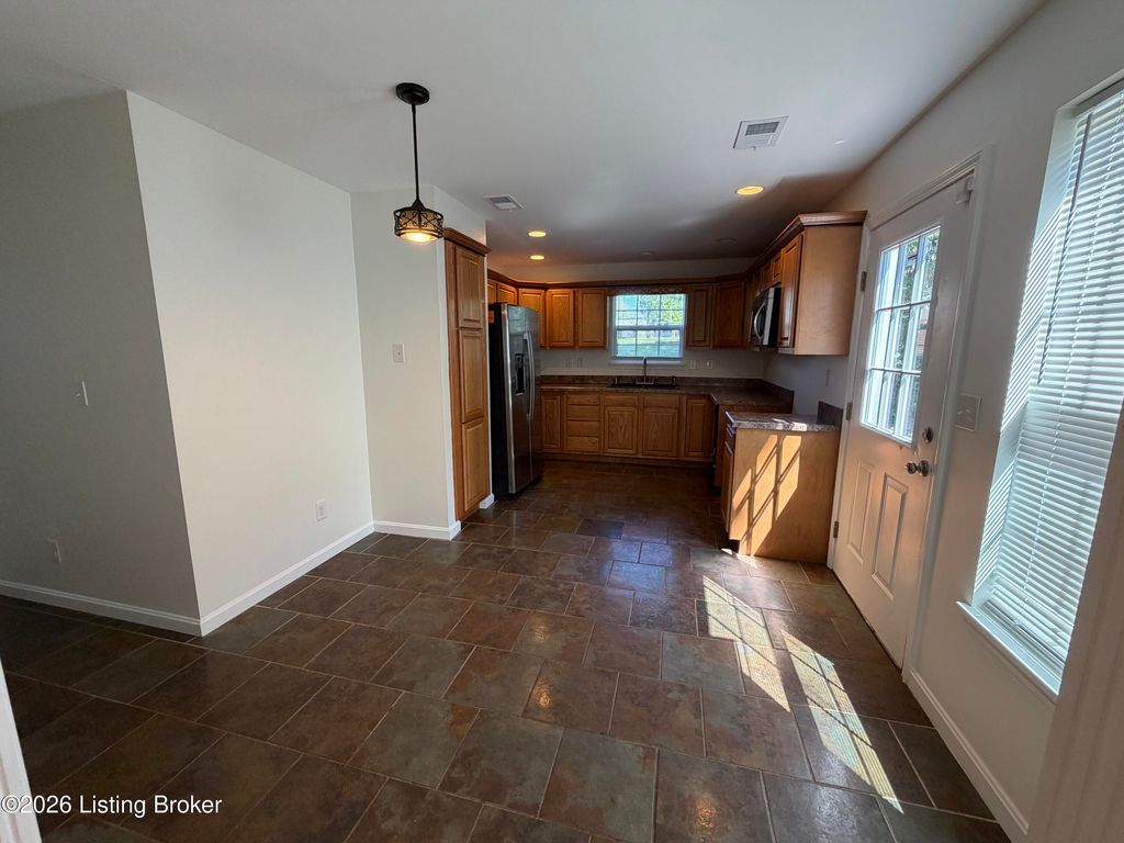 Photo of 4327 S 1st St, Louisville, KY 40214 (MLS # 1714825)