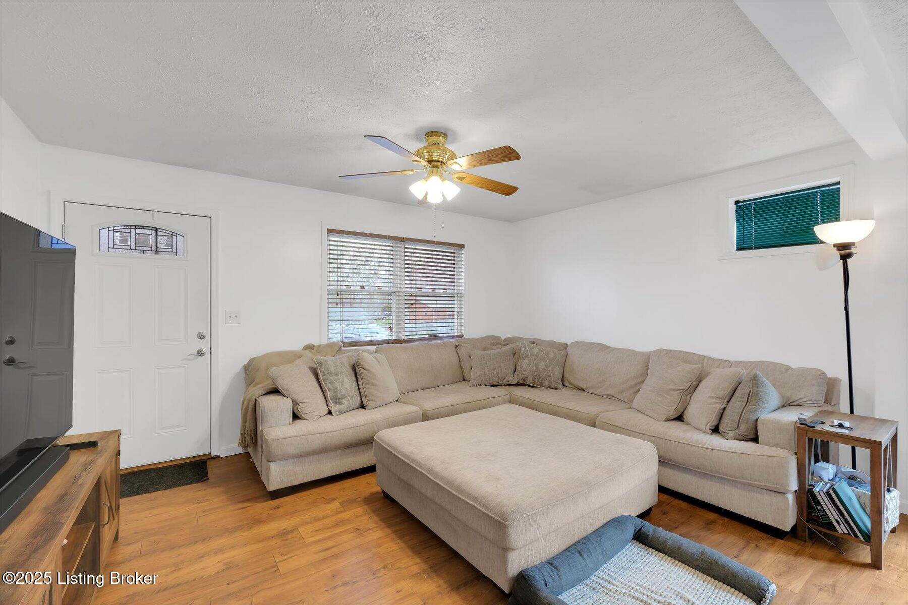 2802 Cardwell Ln, Frankfort, Kentucky image 10