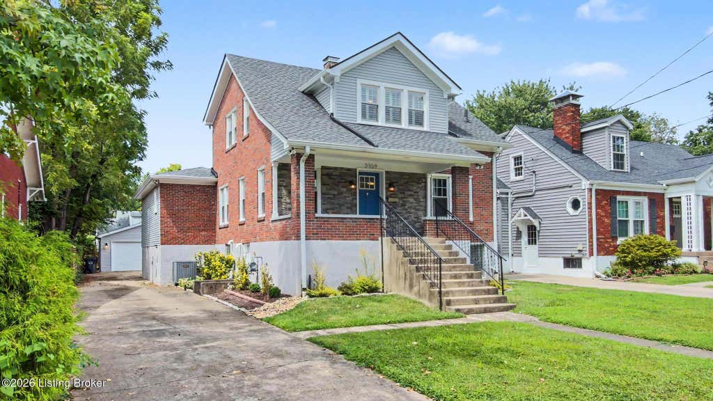 Photo of 3909 Gilman Ave, Louisville, KY 40207 (MLS # 1726593)