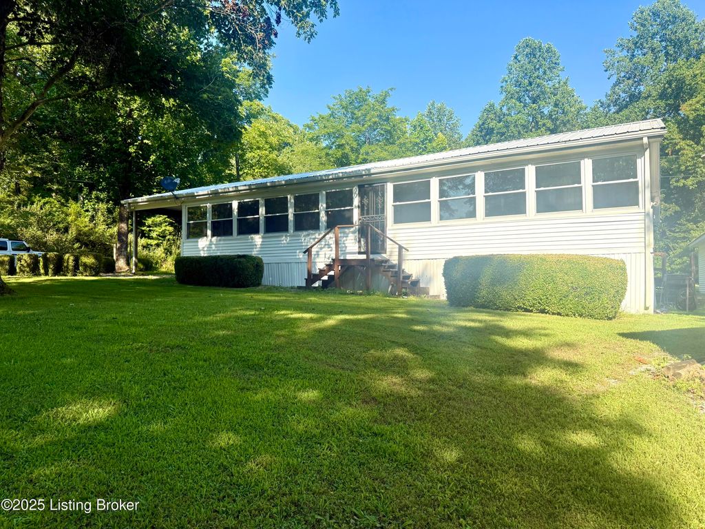 Photo of 51 Mary Ann Ln, Falls Of Rough, KY 40119 (MLS # 1711494)