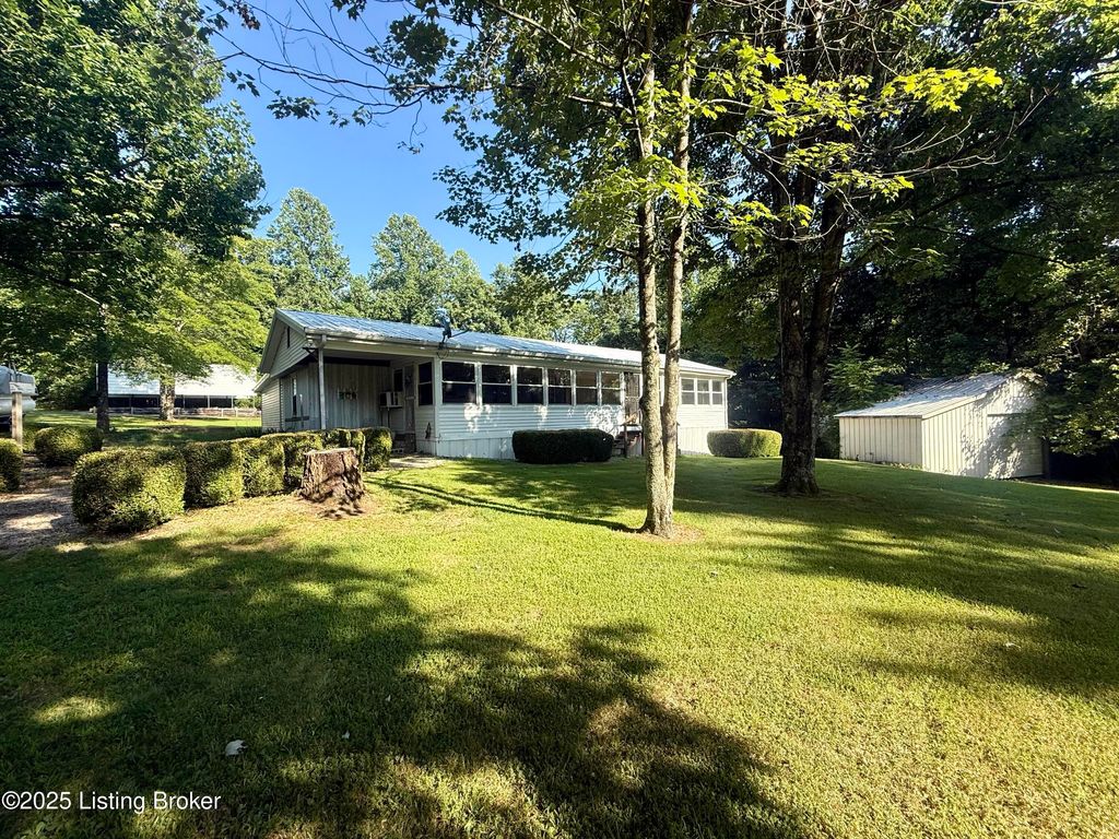Photo of 51 Mary Ann Ln, Falls Of Rough, KY 40119 (MLS # 1711494)