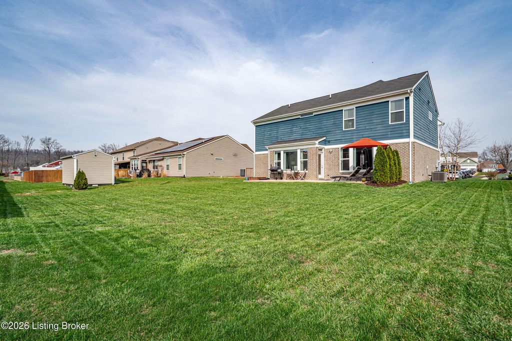 Photo of 455 Mallard Lake Blvd, Shepherdsville, KY 40165 (MLS # 1712343)