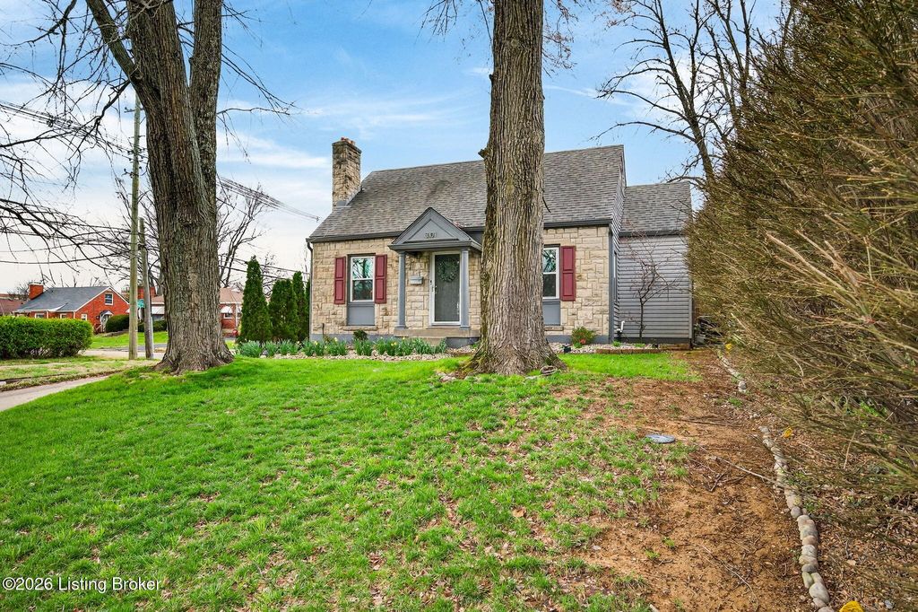 Photo of 3101 Bobolink Rd, Louisville, KY 40213 (MLS # 1712091)