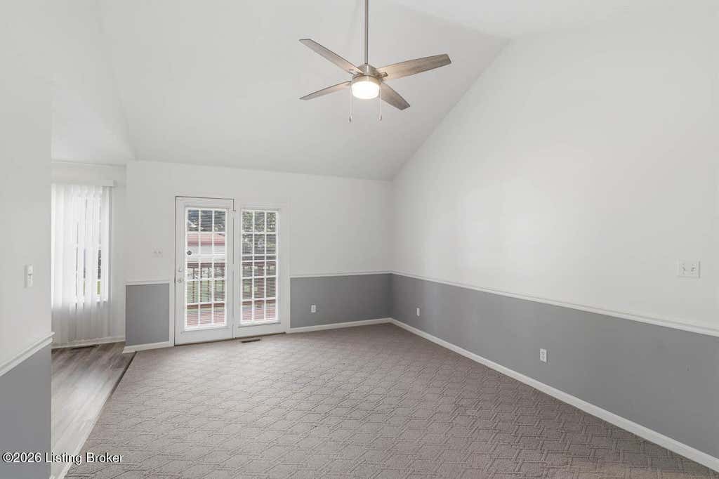 Photo of 108 Excalibur Ct, Mt Washington, KY 40047 (MLS # 1725545)
