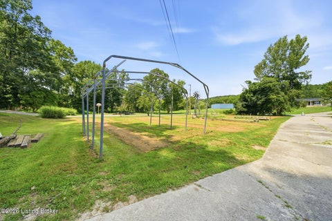 Tiny photo for 11350 Bearcamp Rd, Louisville, KY 40272 (MLS # 1730263)