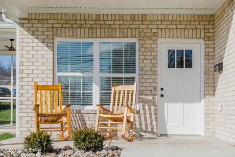 Photo of 1104 N Main St, Elizabethtown, KY 42701 (MLS # 1713353)