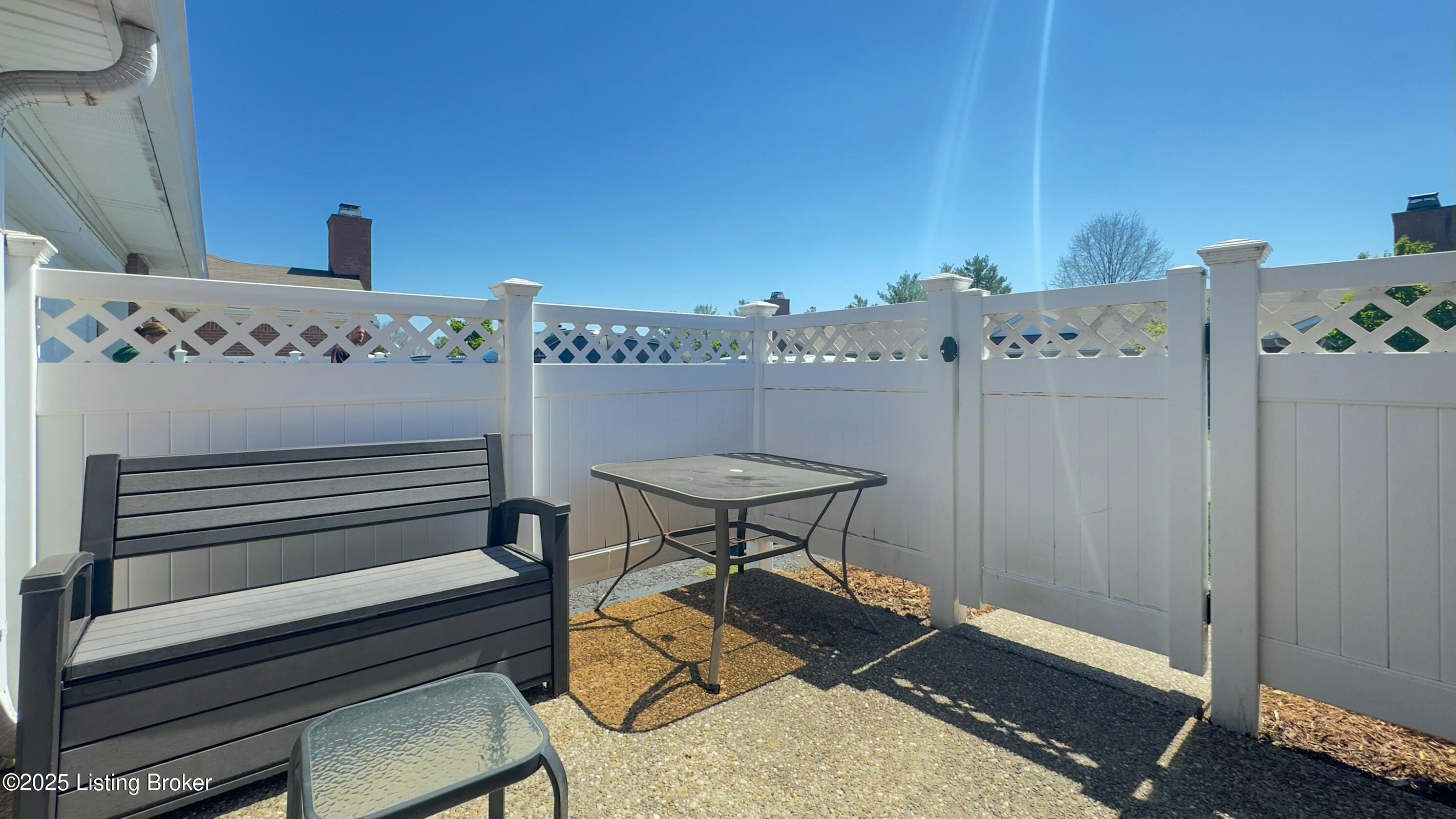 11005 Cambridge Commons Dr, Louisville, Pennsylvania image 29