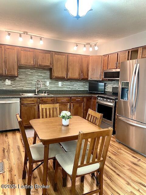1916 Wickham Way, Louisville, Kentucky image 5