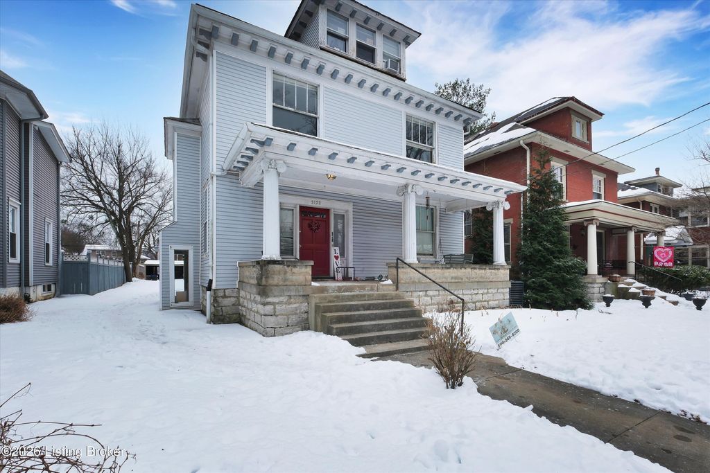 Photo of 2122 Bonnycastle Ave, Louisville, KY 40205 (MLS # 1708619)