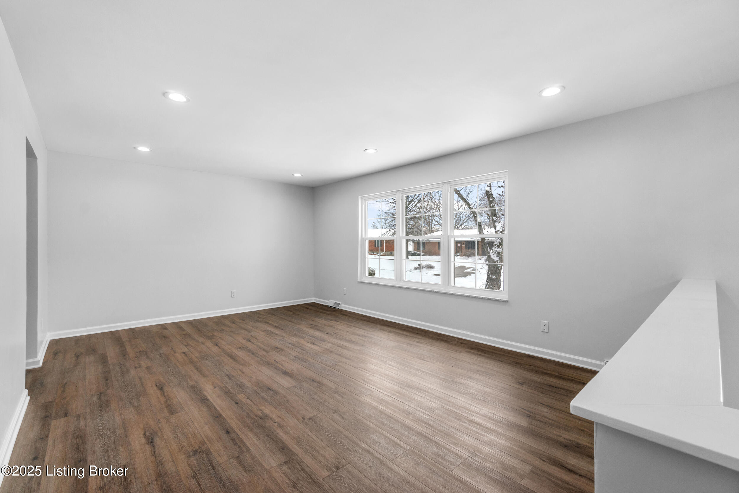 3507 Saint Joseph Ct, New Albany, Indiana image 6