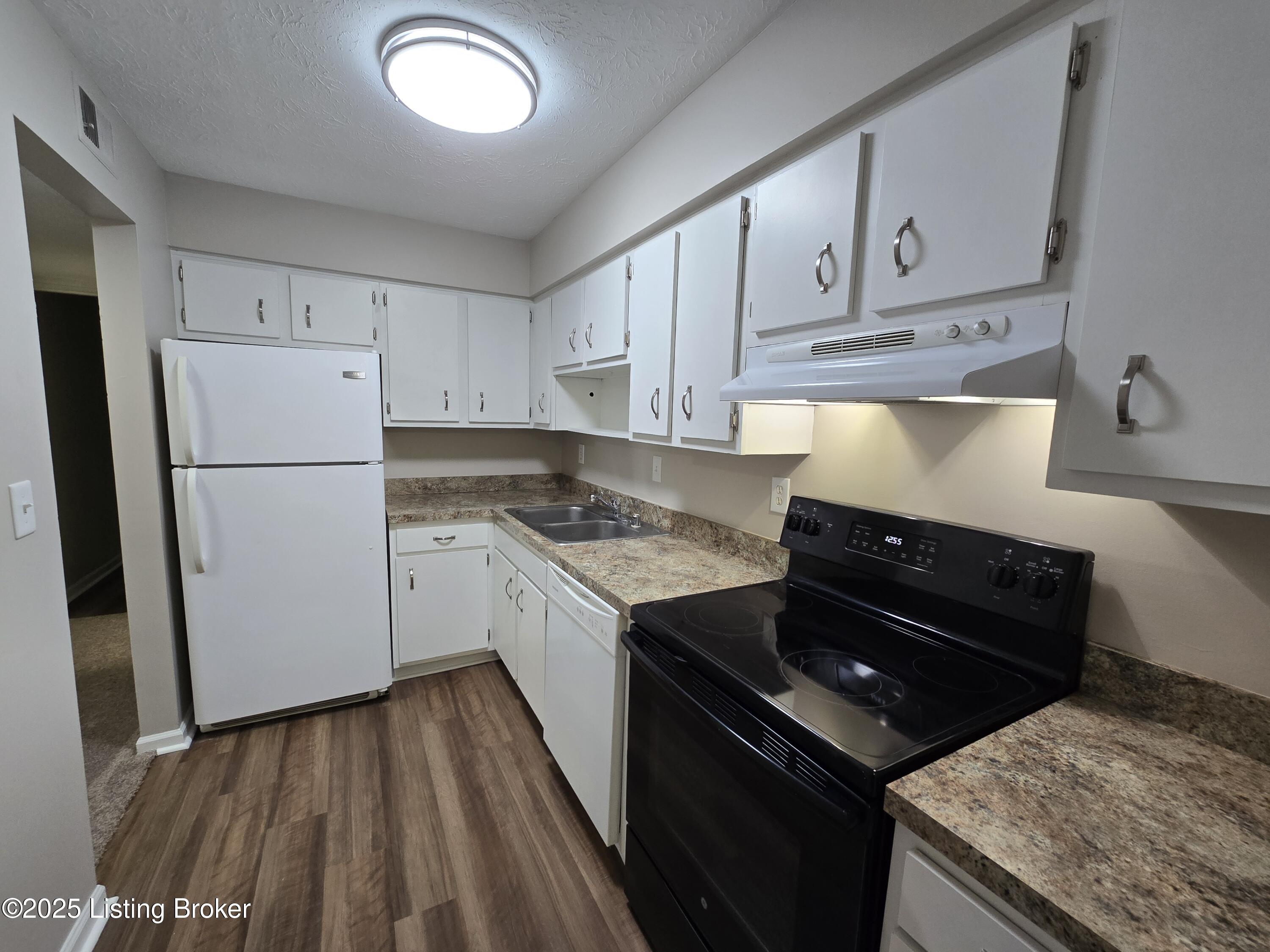 7070 Wildwood Cir #159, Louisville, Kentucky image 11