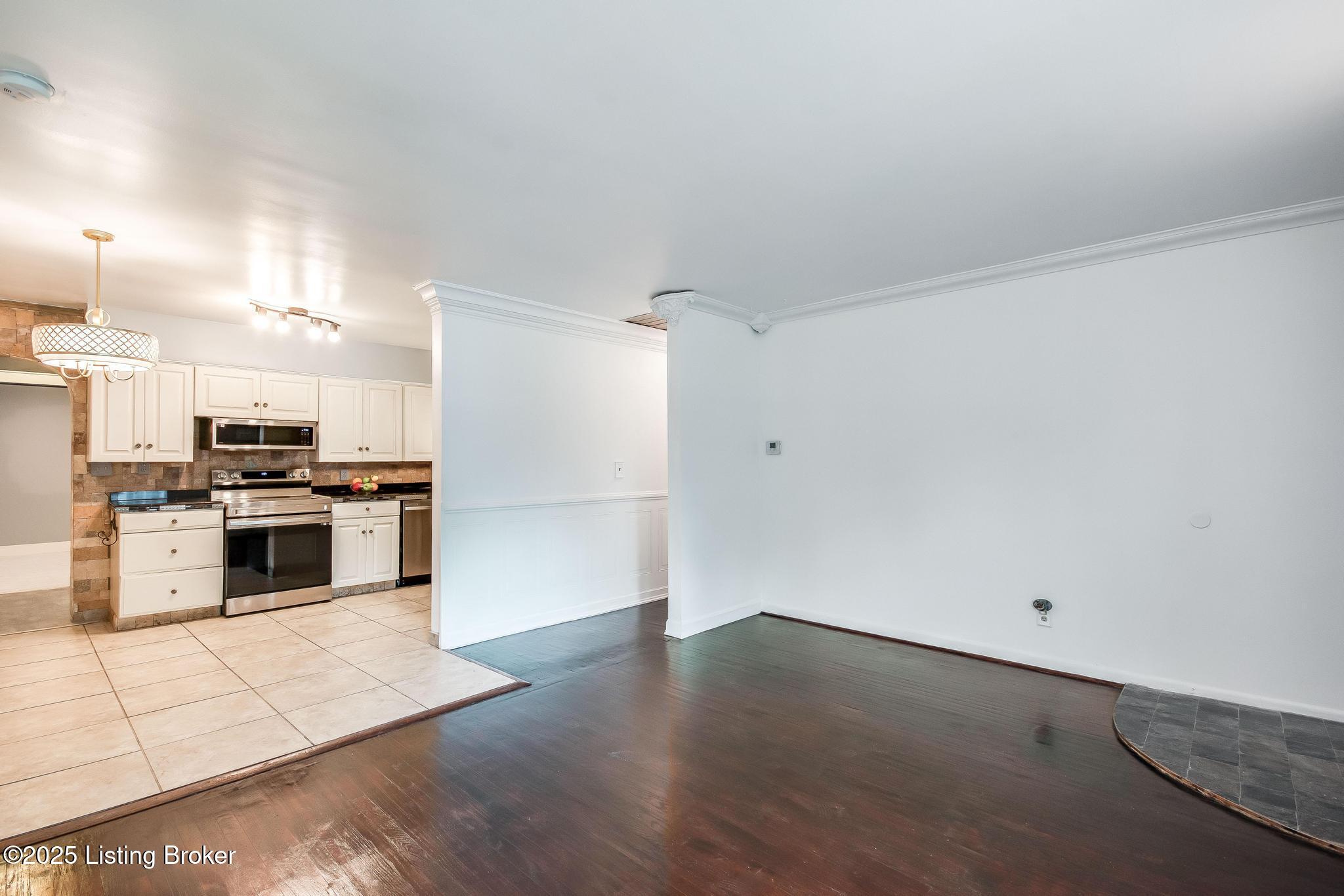 5005 Red Oak Ln, Louisville, Pennsylvania image 7