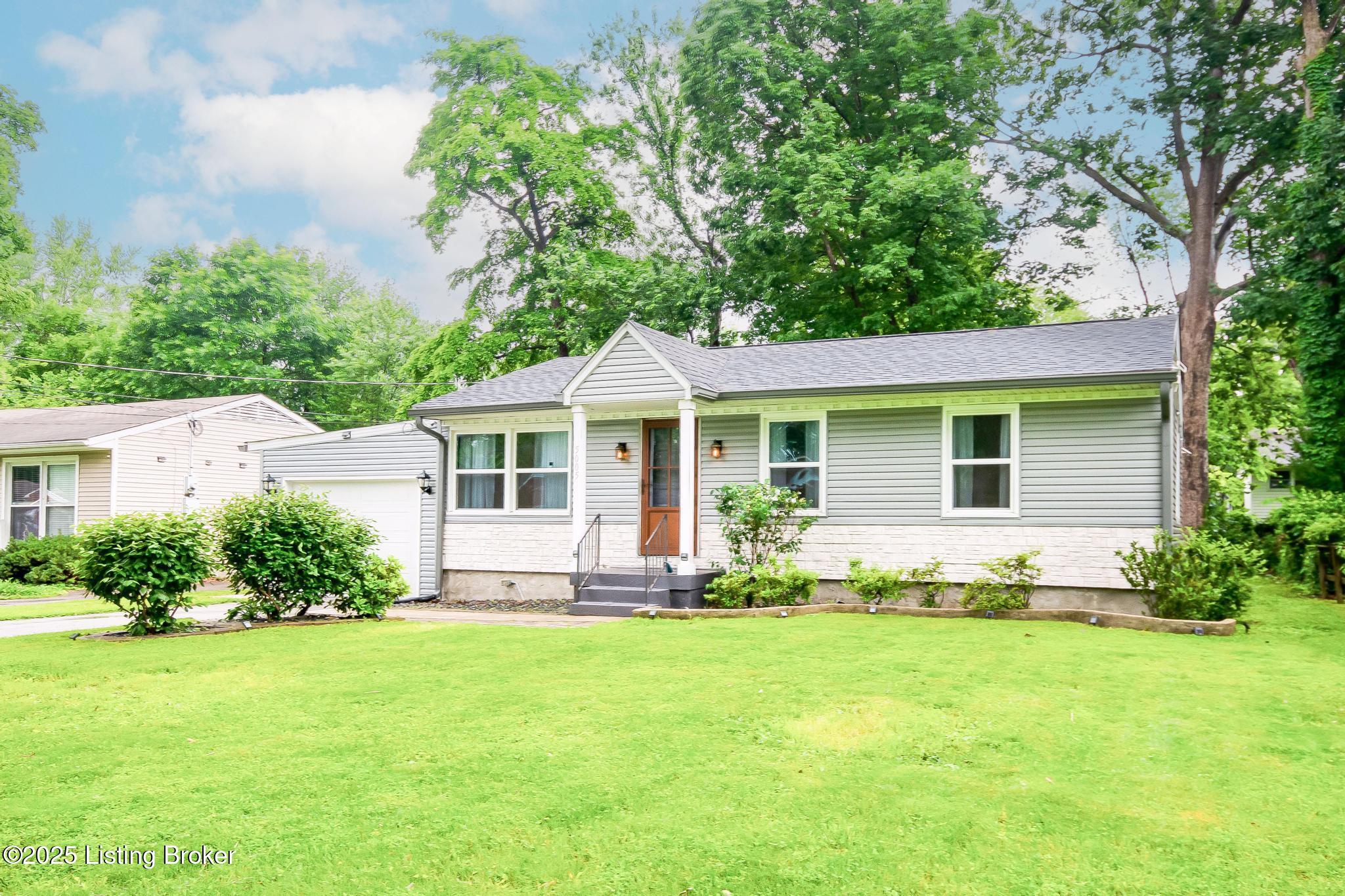 5005 Red Oak Ln, Louisville, Pennsylvania image 2
