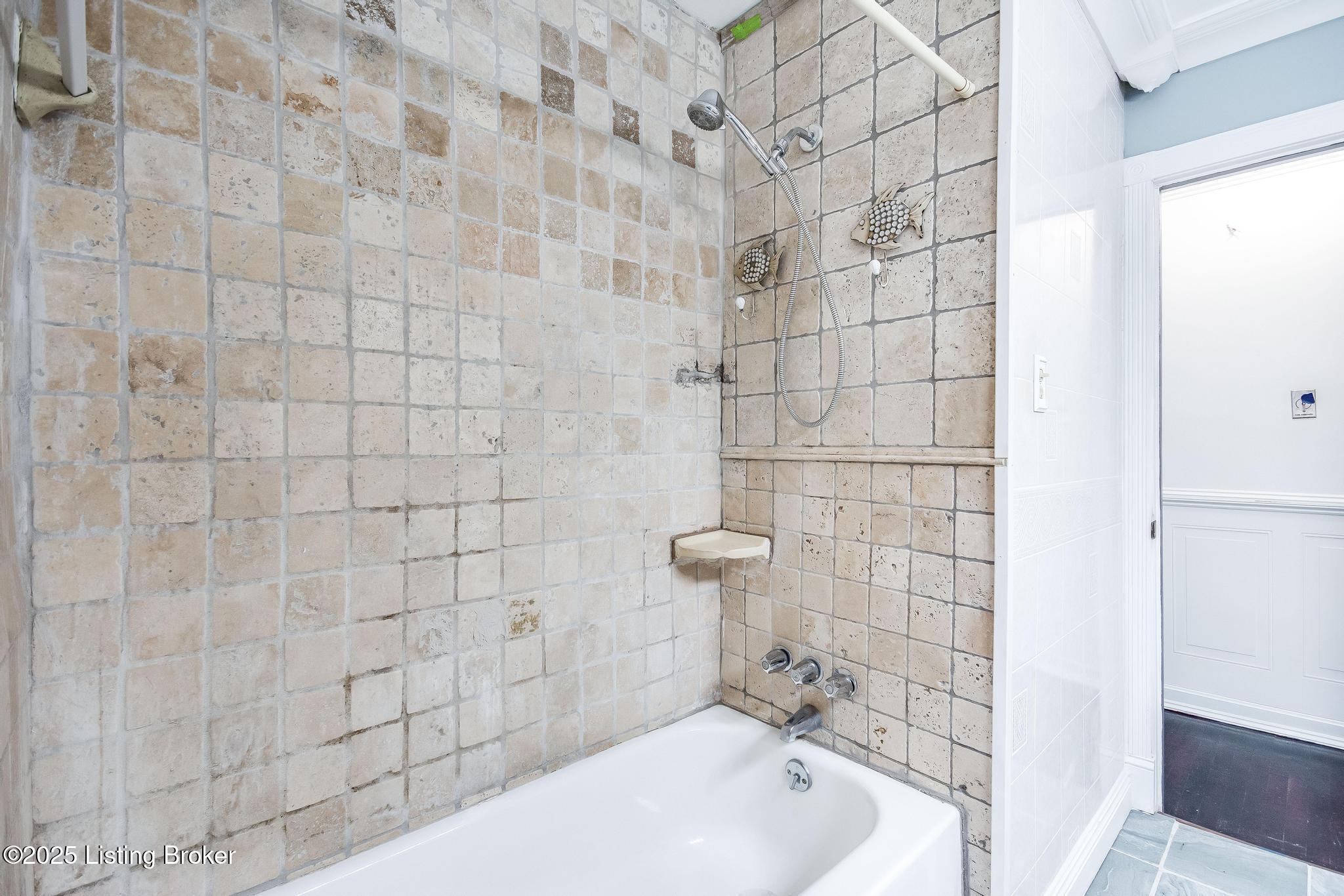 5005 Red Oak Ln, Louisville, Pennsylvania image 33