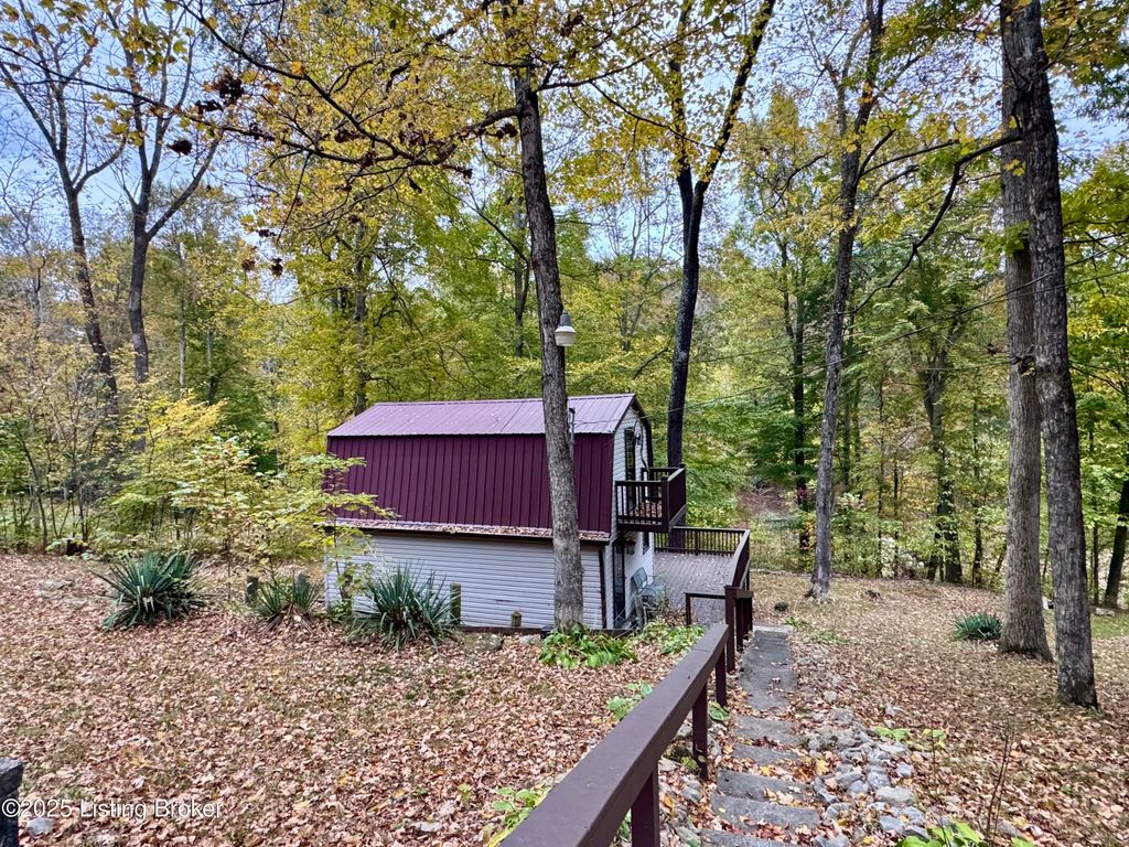 Photo of 1074 Lake Of The Woods Loop, Hardinsburg, KY 40143 (MLS # 1705128)
