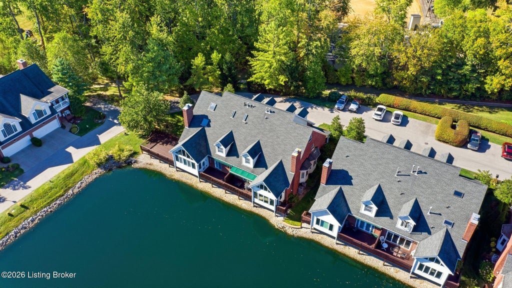 Photo of 9000 Lyndon Lakes Pl, Louisville, KY 40242 (MLS # 1731381)
