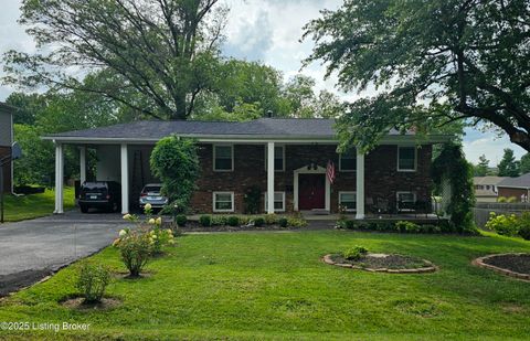 Photo of 102 Sunset Dr, La Grange, KY 40031 (MLS # 1694276)