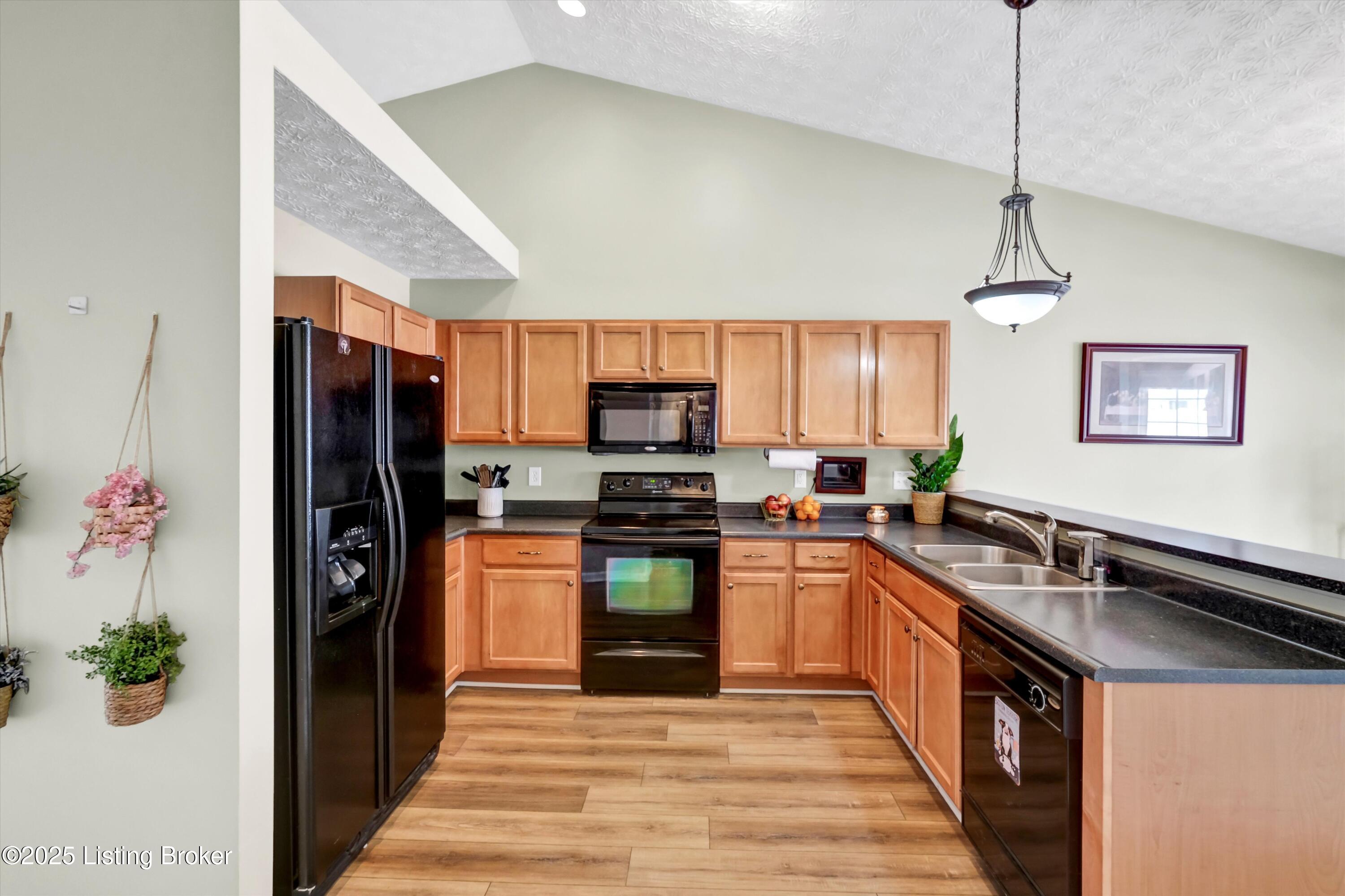 14520 Landis Villa Dr, Louisville, Pennsylvania image 12