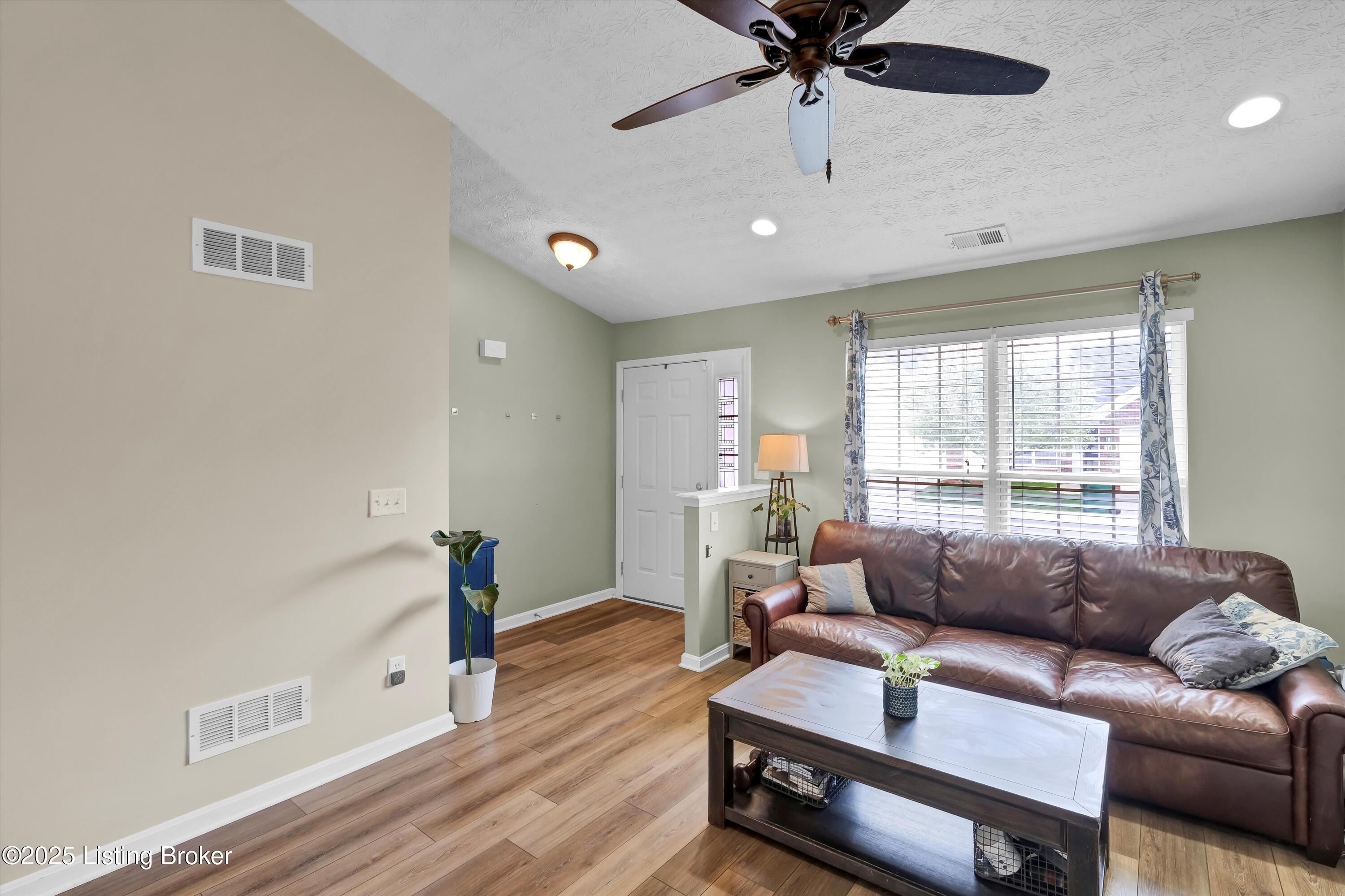 14520 Landis Villa Dr, Louisville, Pennsylvania image 10