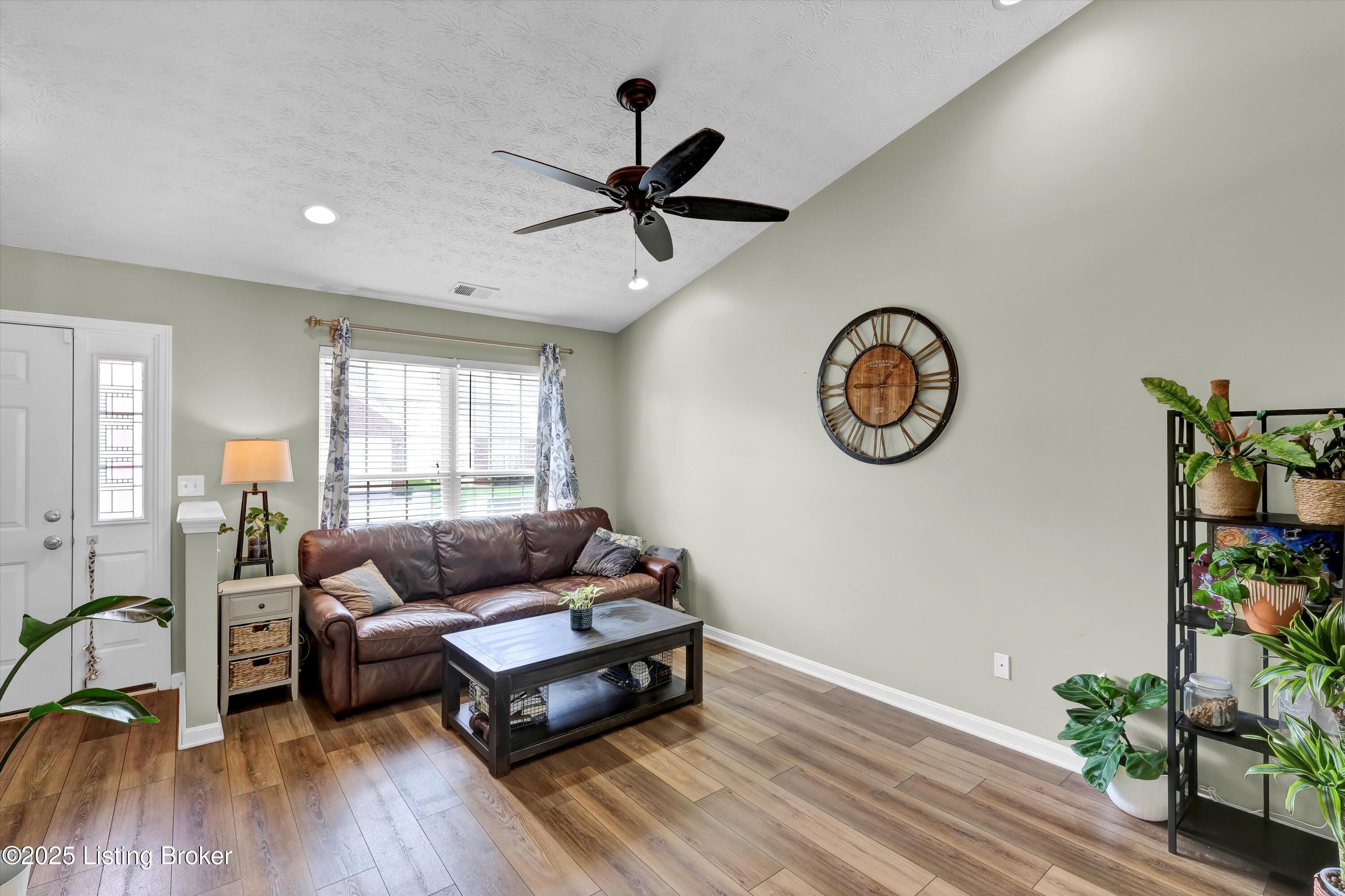 14520 Landis Villa Dr, Louisville, Pennsylvania image 9
