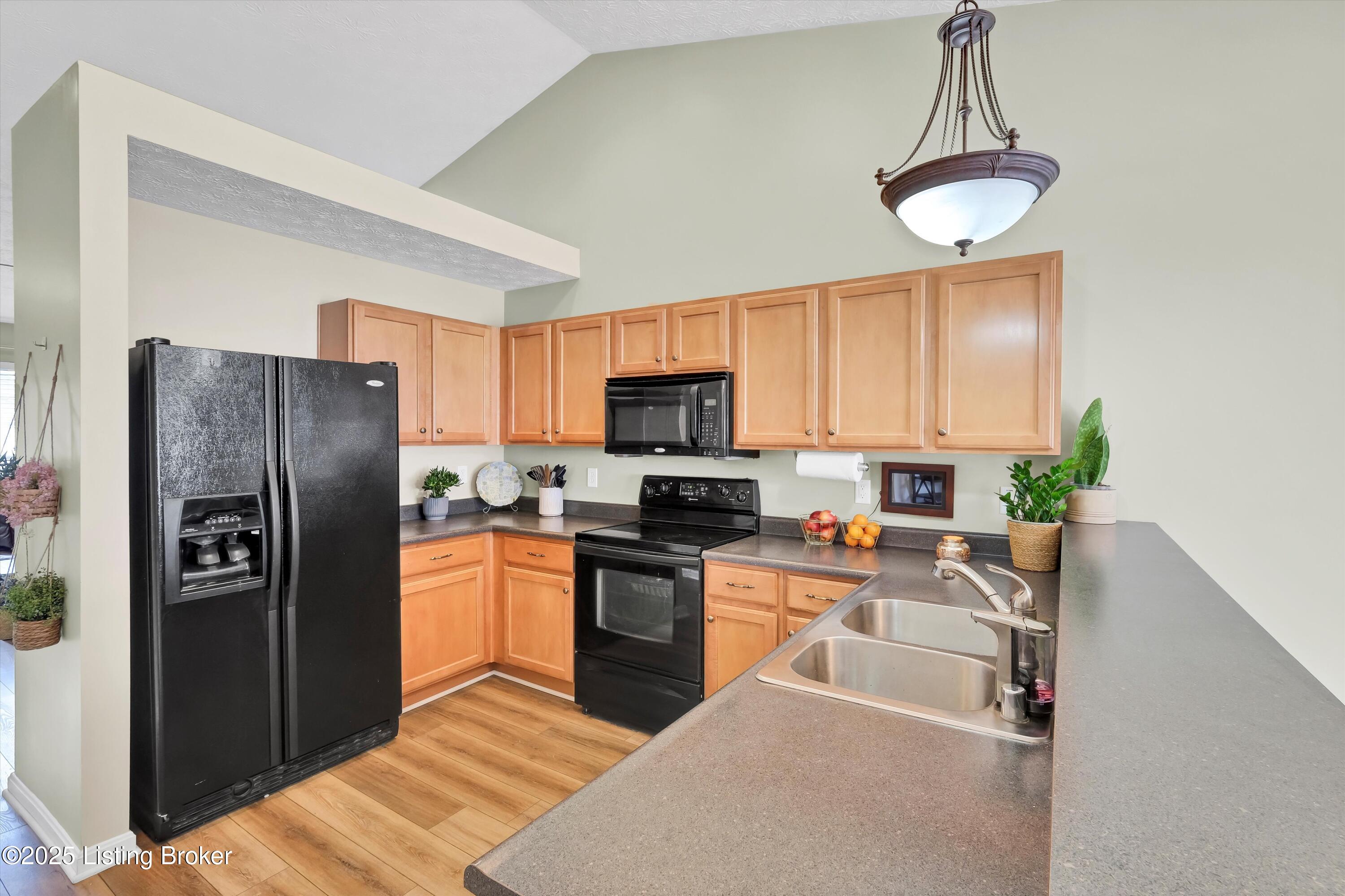 14520 Landis Villa Dr, Louisville, Pennsylvania image 13