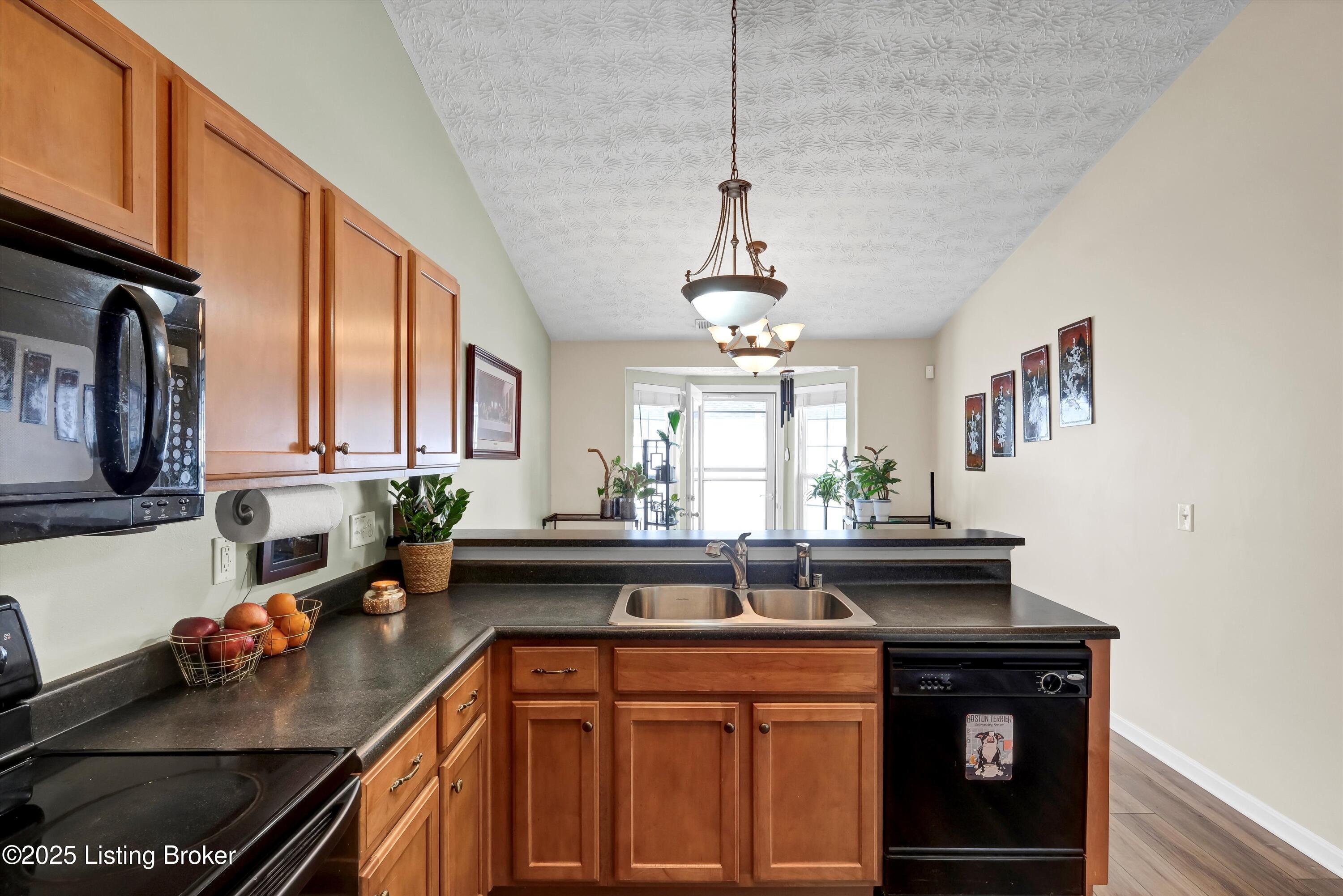 14520 Landis Villa Dr, Louisville, Pennsylvania image 15