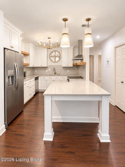 Condo For Rent - 5800 Coach Gate Wynde #APT 312<br/> Louisville, KY 40207