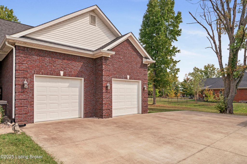 Photo of 870 Lutheran Church Rd, Bardstown, KY 40004 (MLS # 1704200)