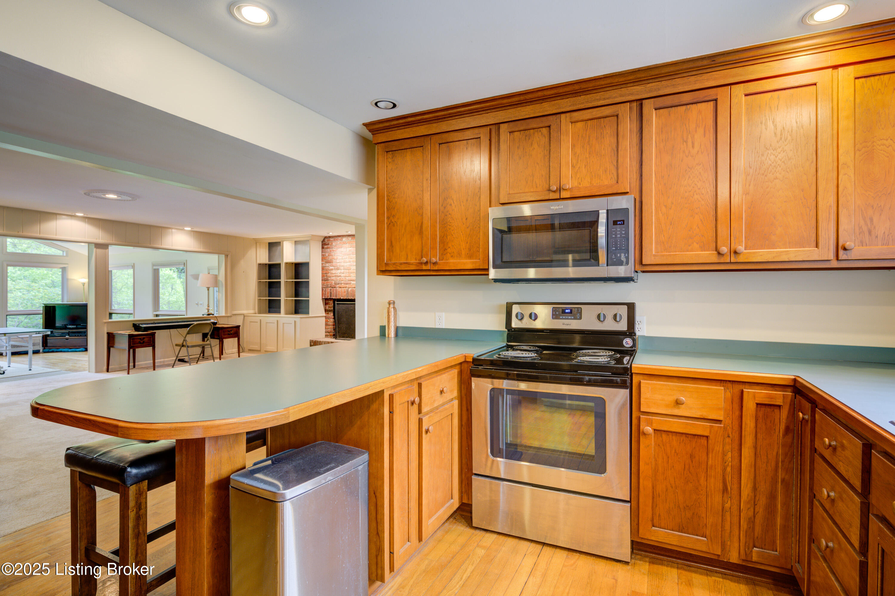 9113 Darley Dr, Louisville, Kentucky image 7