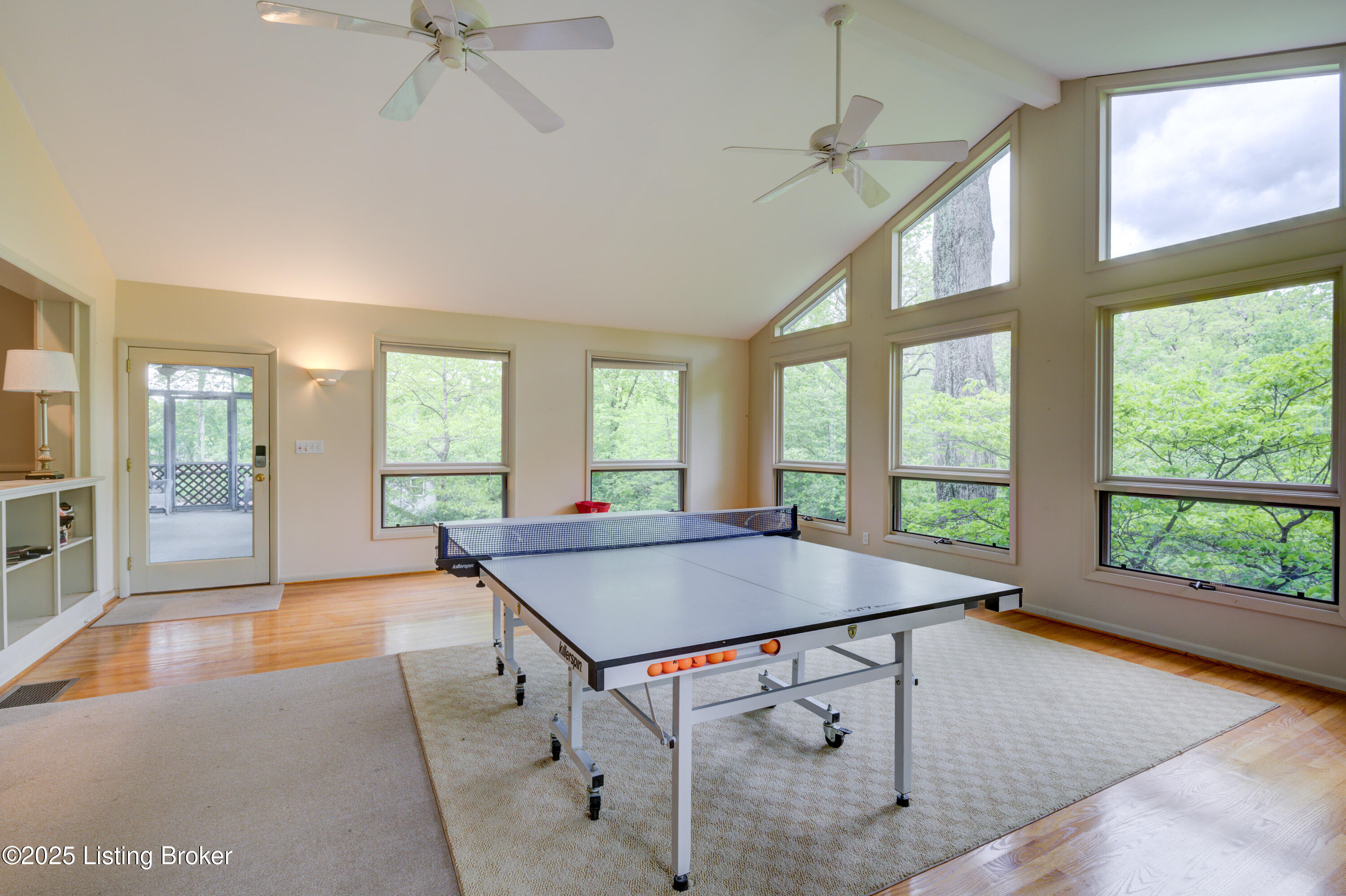 9113 Darley Dr, Louisville, Kentucky image 3