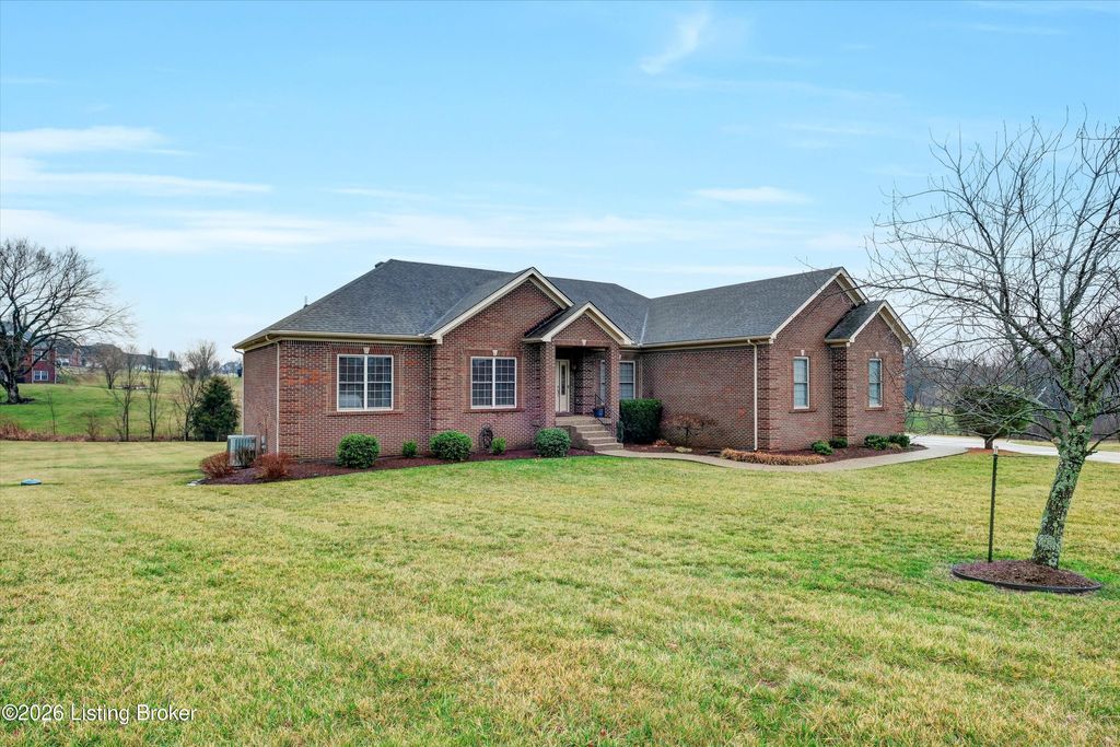 Photo of 187 Jennifers Point, Fisherville, KY 40023 (MLS # 1710902)