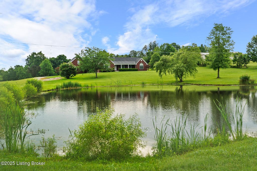 Photo of 2110 Graefenburg Rd, Lawrenceburg, KY 40342 (MLS # 1707261)