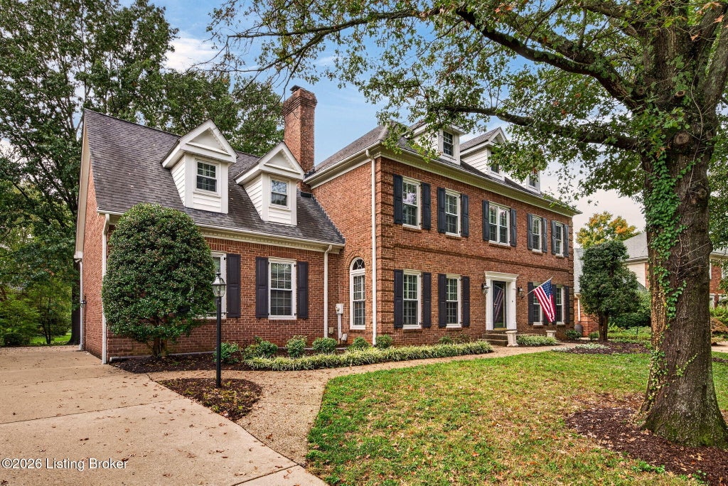 Photo of 2710 Sycamore Woods Ct, Louisville, KY 40241 (MLS # 1728225)