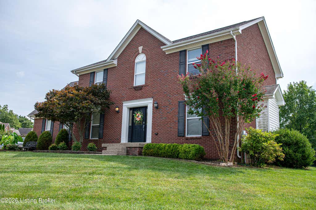 Photo of 13314 Oak Forest Ct, Louisville, KY 40245 (MLS # 1726436)