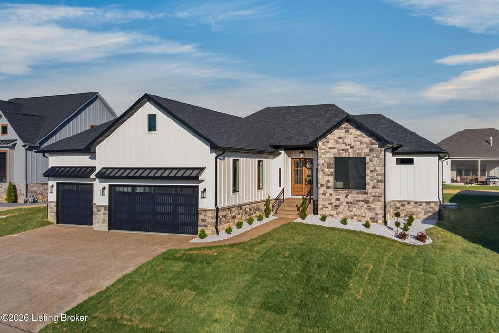 Photo of 1505 Lincoln Hill Way, Louisville, KY 40245 (MLS # 1715848)