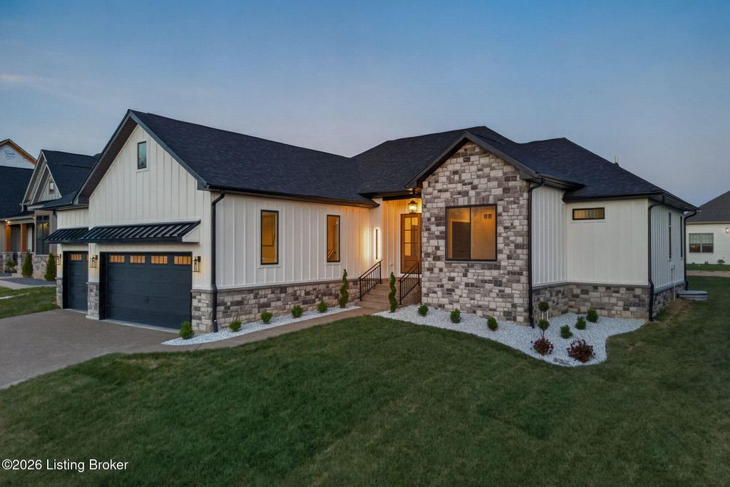 Photo of 1505 Lincoln Hill Way, Louisville, KY 40245 (MLS # 1715848)