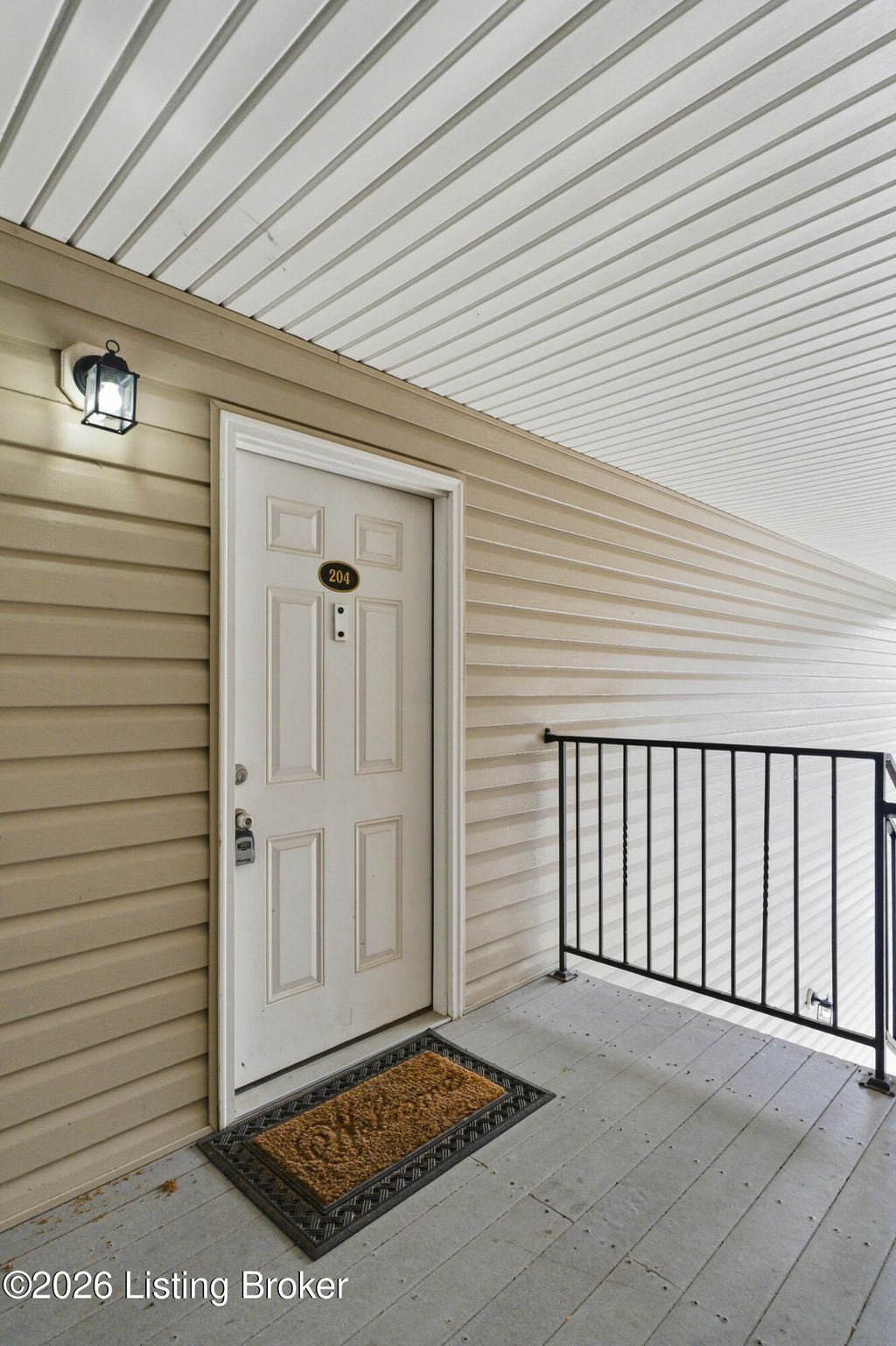 Photo of 10200 Deer Vista Dr, Louisville, KY 40291 (MLS # 1713822)