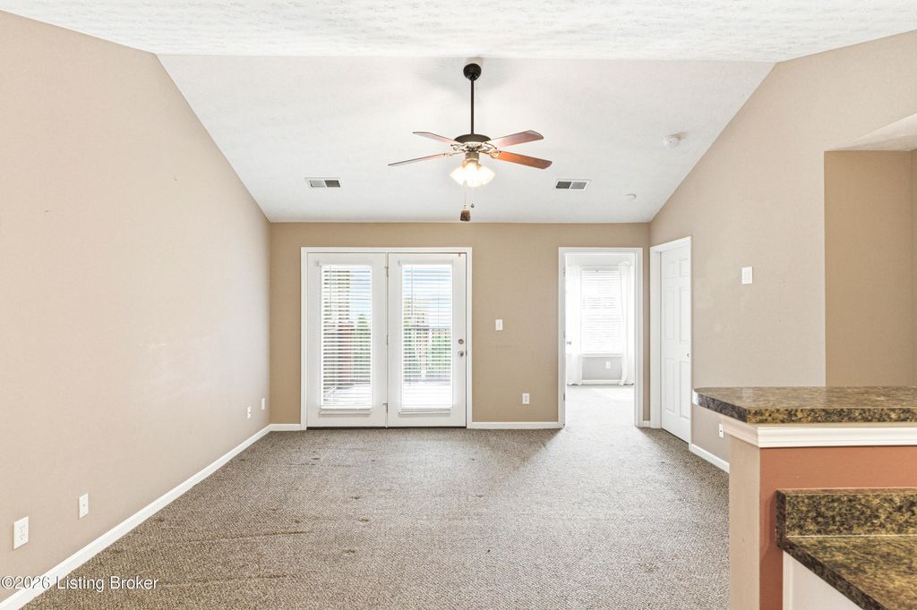 Photo of 10200 Deer Vista Dr, Louisville, KY 40291 (MLS # 1713822)