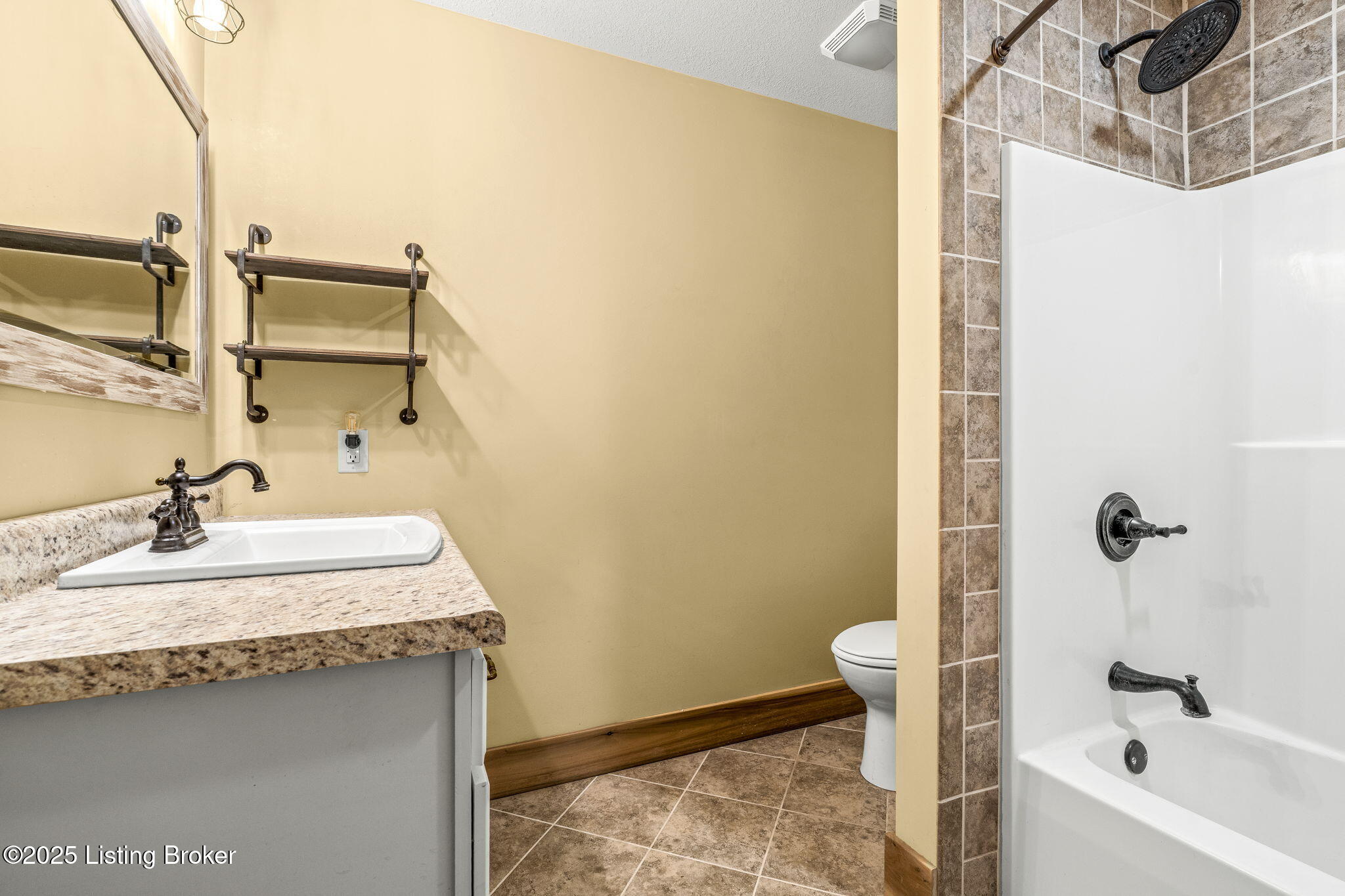 302 S Zoar Church Rd, Madison, Pennsylvania image 32