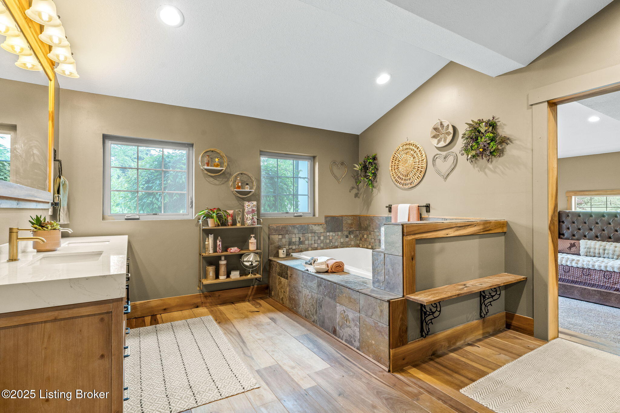 302 S Zoar Church Rd, Madison, Pennsylvania image 25
