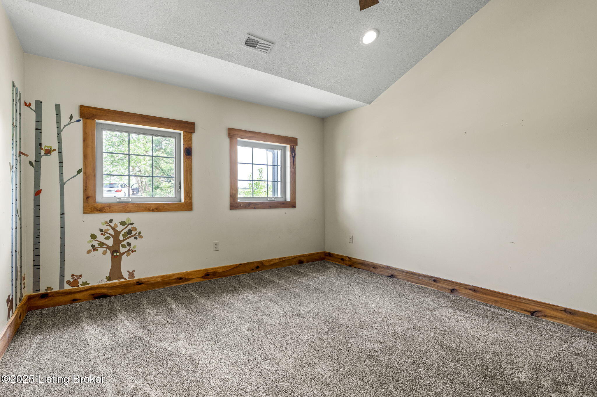 302 S Zoar Church Rd, Madison, Pennsylvania image 33